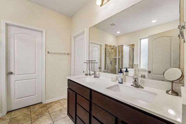 2615 White Bluff Lane, Houston, TX 77038