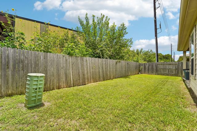 2615 White Bluff Lane, Houston, TX 77038
