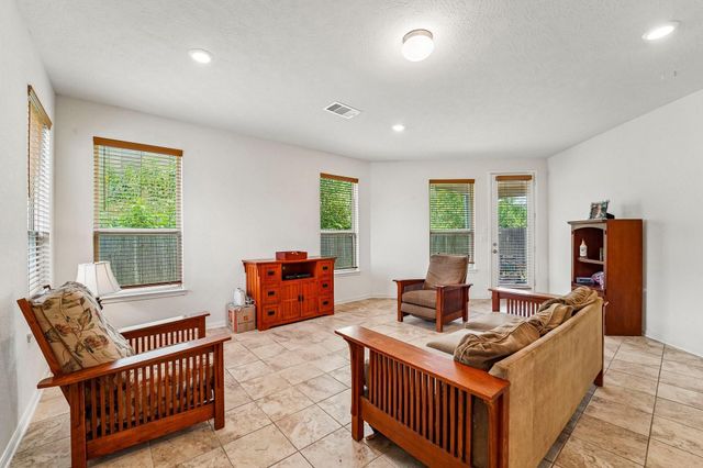 2615 White Bluff Lane, Houston, TX 77038