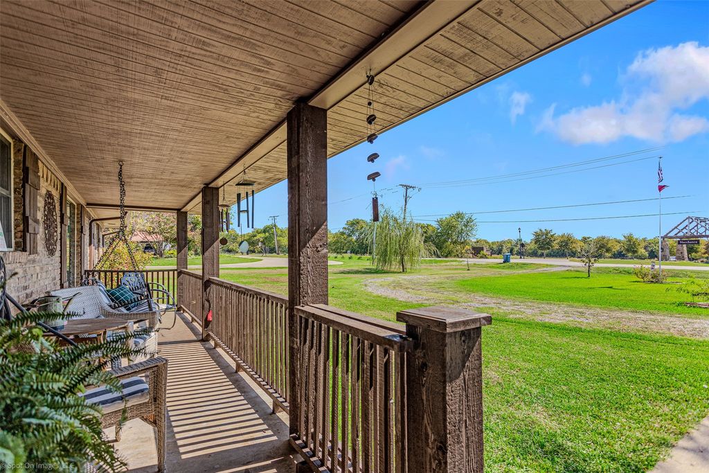 3713 Hickox Road, Rowlett, TX 75089