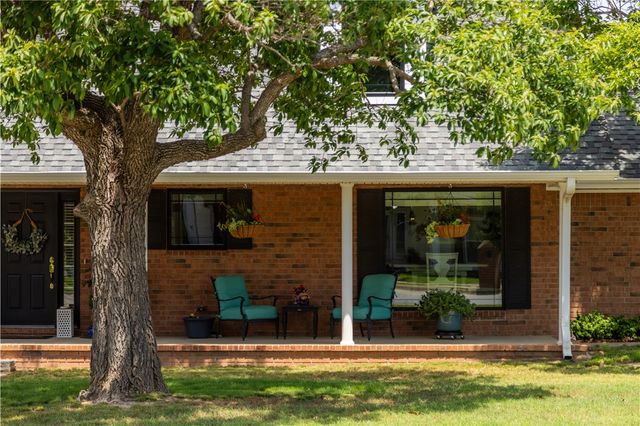 2506 Oak View Drive, Springdale, AR 72762