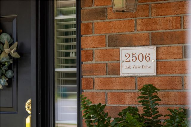 2506 Oak View Drive, Springdale, AR 72762