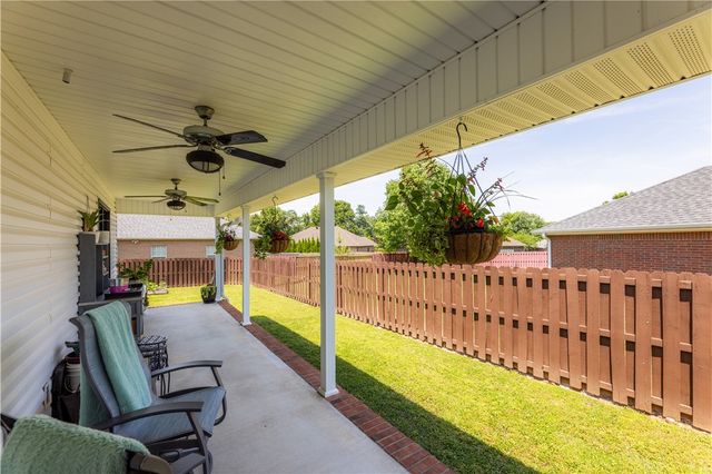 2506 Oak View Drive, Springdale, AR 72762