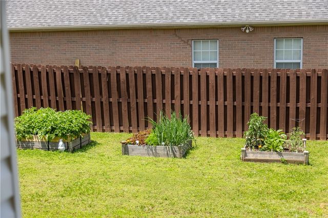 2506 Oak View Drive, Springdale, AR 72762