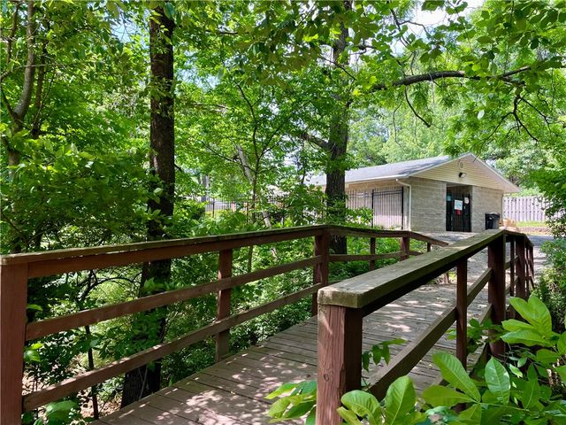 2506 Oak View Drive, Springdale, AR 72762