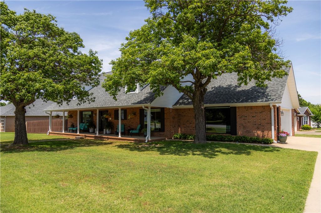 2506 Oak View Drive, Springdale, AR 72762