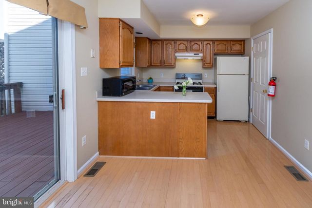 62 CHURCH ST, Lambertville, NJ 08530