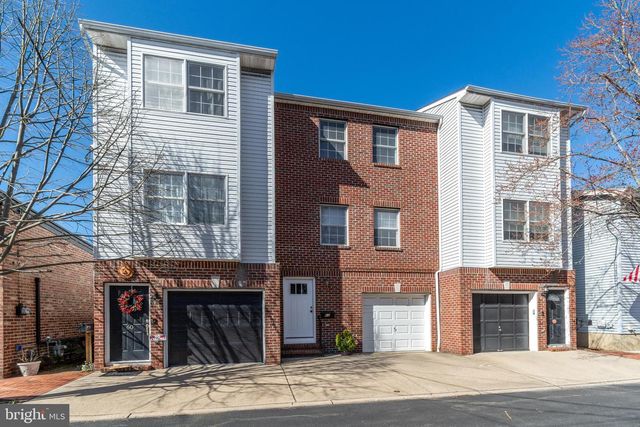 62 CHURCH ST, Lambertville, NJ 08530