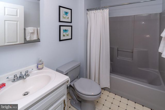 62 CHURCH ST, Lambertville, NJ 08530