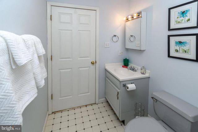 62 CHURCH ST, Lambertville, NJ 08530