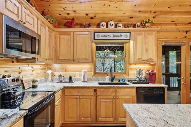 460 Pasha Drive, Ellijay, GA 30540
