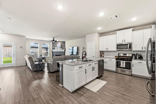2029 Cedar Tree Court, Conroe, TX 77301