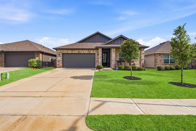 2029 Cedar Tree Court, Conroe, TX 77301
