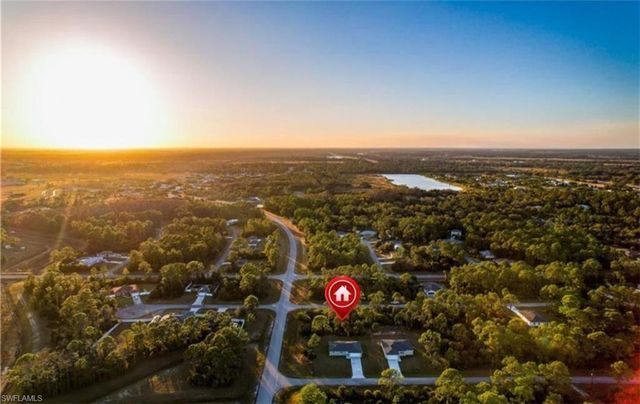 8056 Rolling CIR, Labelle, FL 33935