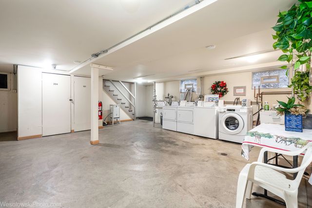 3023 Paris Avenue 205, River Grove, IL 60171