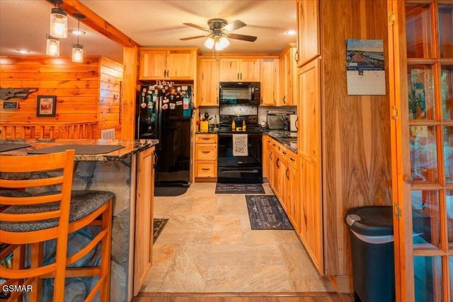 1931 Spring Hill Drive, Sevierville, TN 37876