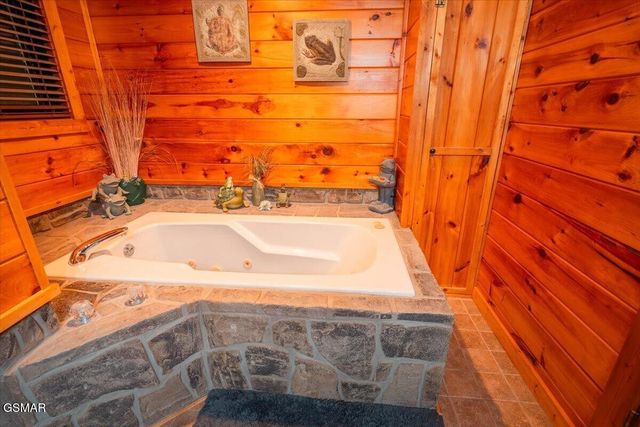 1931 Spring Hill Drive, Sevierville, TN 37876