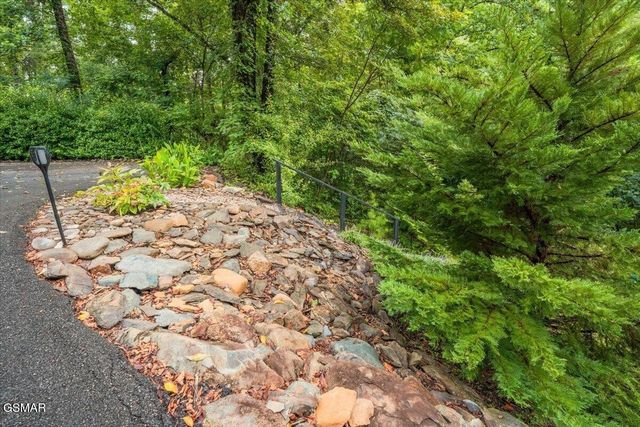 1931 Spring Hill Drive, Sevierville, TN 37876