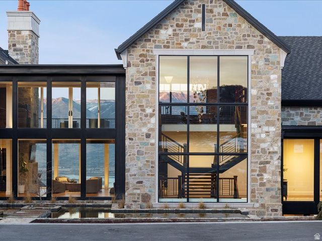 5734 E LEWIS POINT CIR, Huntsville, UT 84317