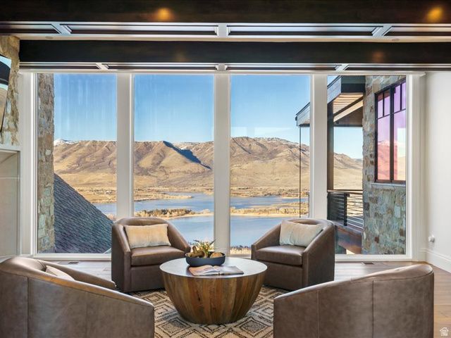 5734 E LEWIS POINT CIR, Huntsville, UT 84317