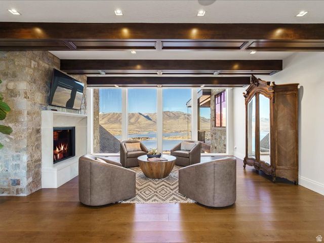 5734 E LEWIS POINT CIR, Huntsville, UT 84317