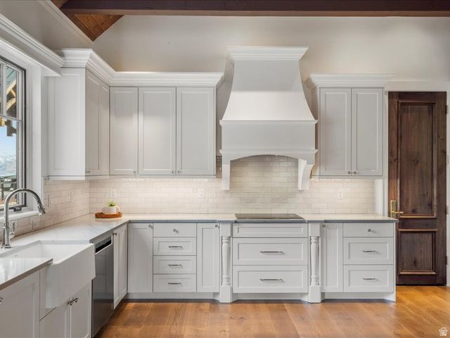 5734 E LEWIS POINT CIR, Huntsville, UT 84317