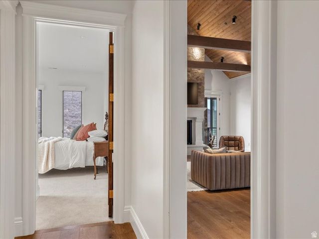 5734 E LEWIS POINT CIR, Huntsville, UT 84317