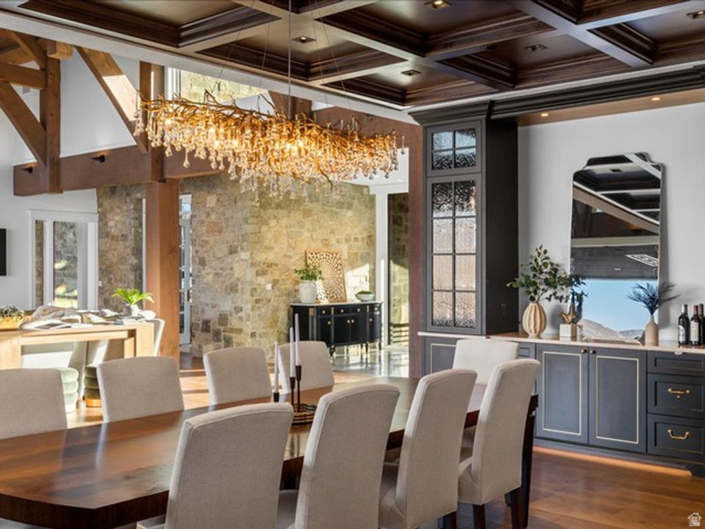 Image 21 of property listing at 5734 E LEWIS POINT CIR, Huntsville, UT 84317