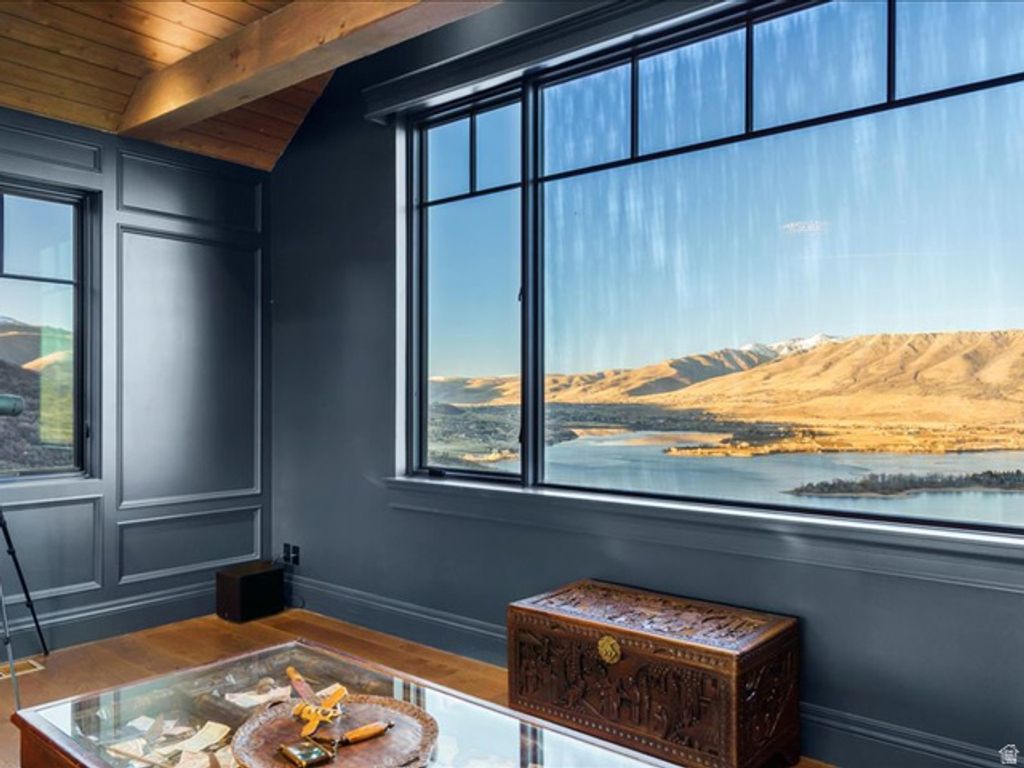 Image 48 of property listing at 5734 E LEWIS POINT CIR, Huntsville, UT 84317