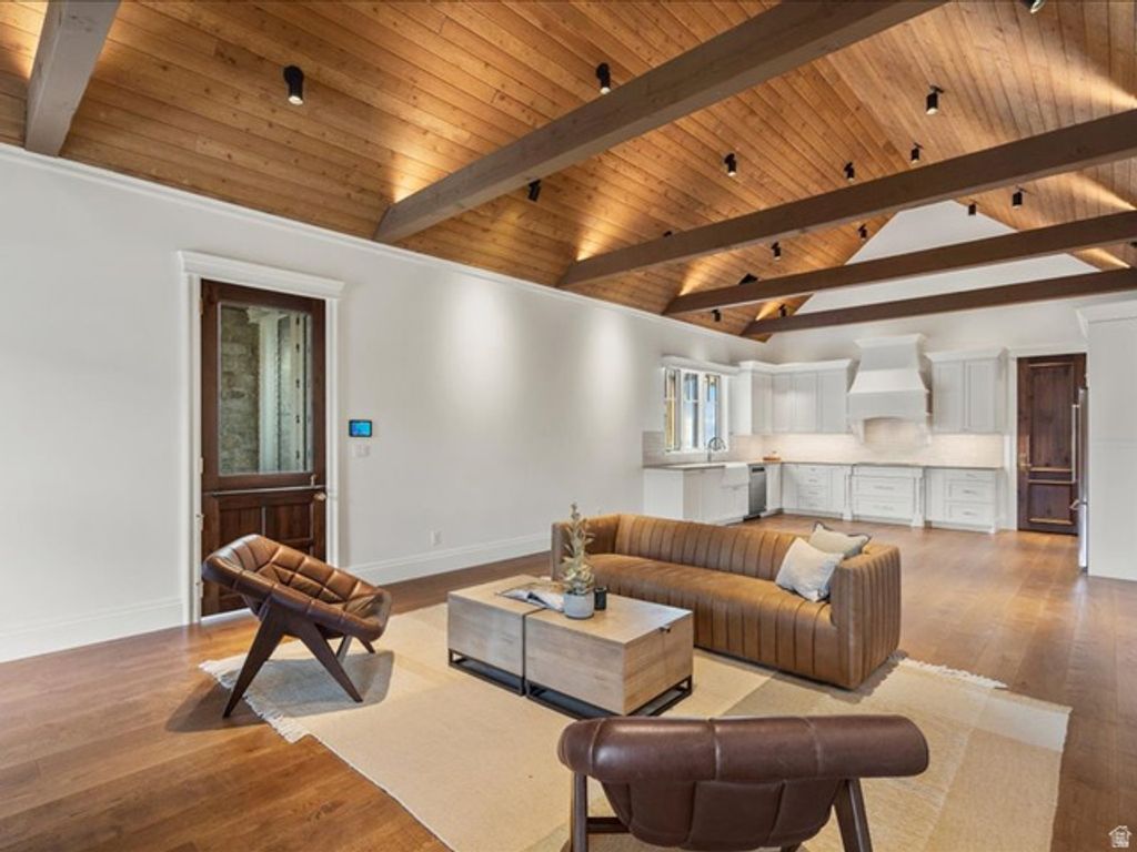 Image 60 of property listing at 5734 E LEWIS POINT CIR, Huntsville, UT 84317