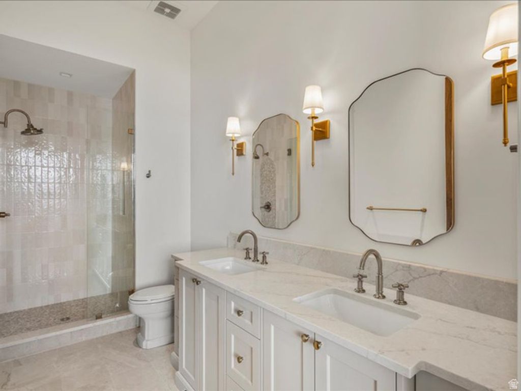 Image 67 of property listing at 5734 E LEWIS POINT CIR, Huntsville, UT 84317