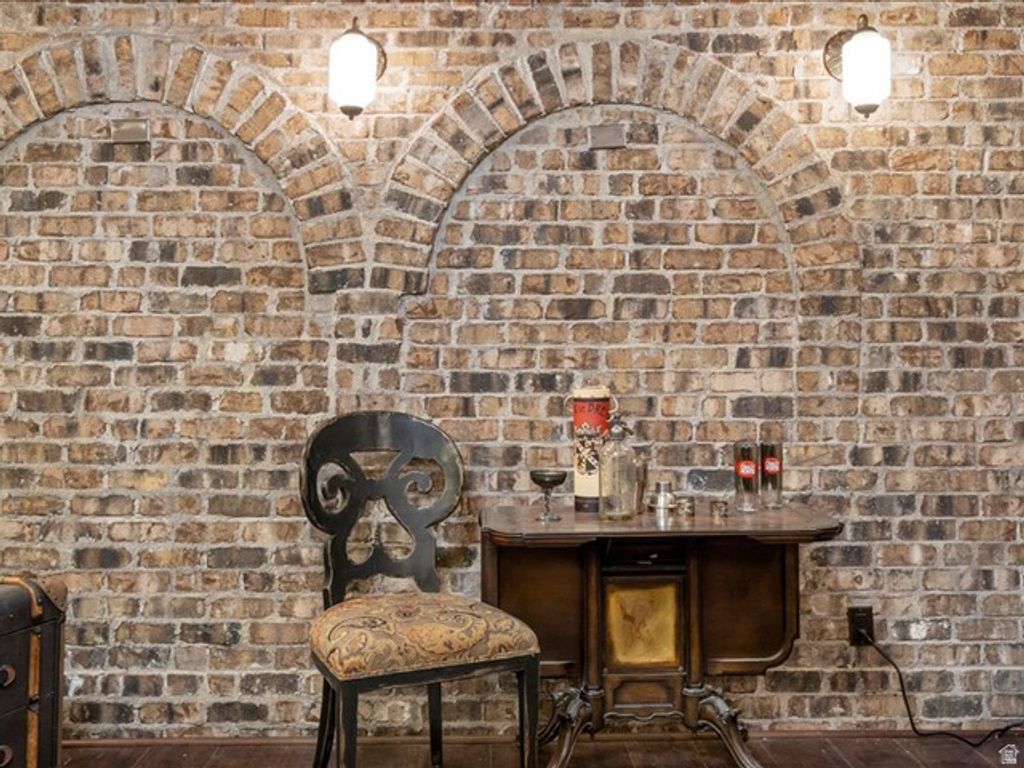 Image 89 of property listing at 5734 E LEWIS POINT CIR, Huntsville, UT 84317