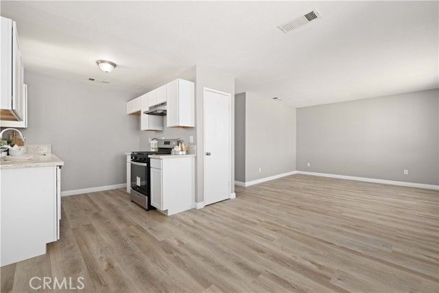 8137 Walpole, California City, CA 93505