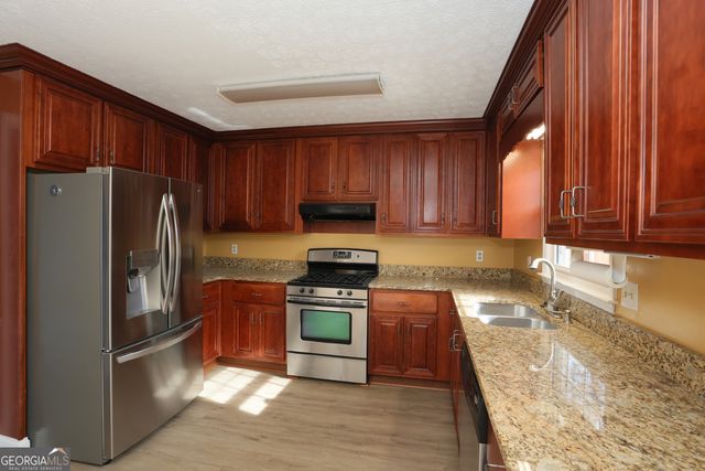 4981 Shallow Ridge Road NE, Kennesaw, GA 30144