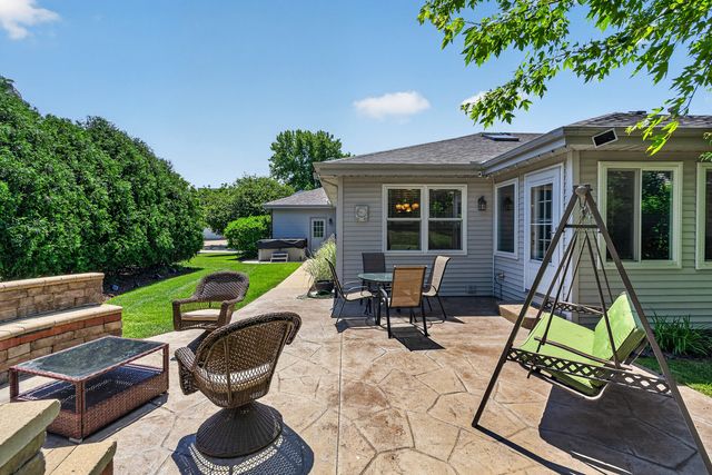 16946 Mohican Drive, Lockport, IL 60441