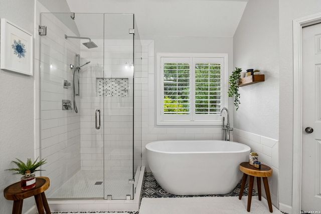 18727 Double Fork Rd, San Antonio, TX 78258