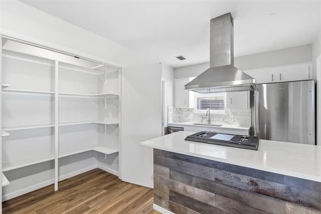 404 Seminole DR, Austin, TX 78745