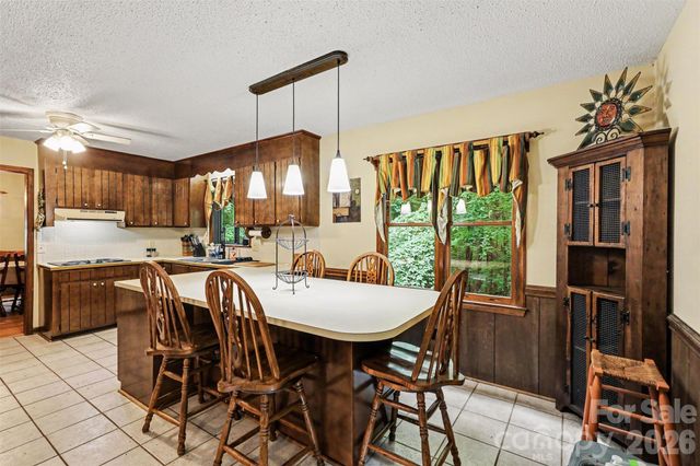 152 Shadywood Lane, Statesville, NC 28677
