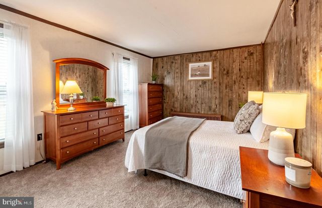 2554 HILL RD, Reading, PA 19606