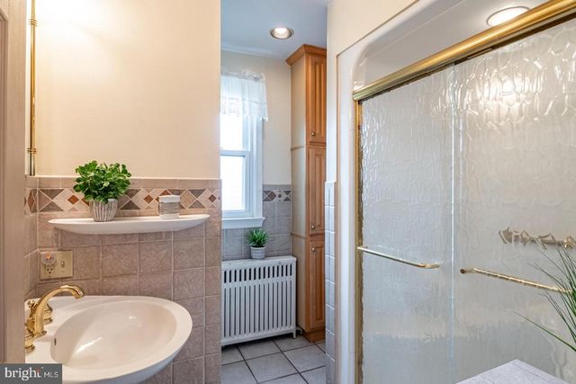 2554 HILL RD, Reading, PA 19606