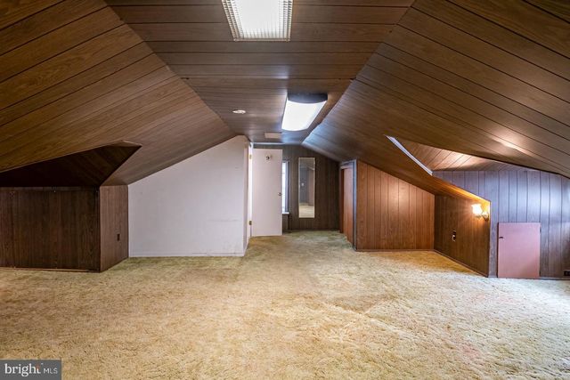 2554 HILL RD, Reading, PA 19606