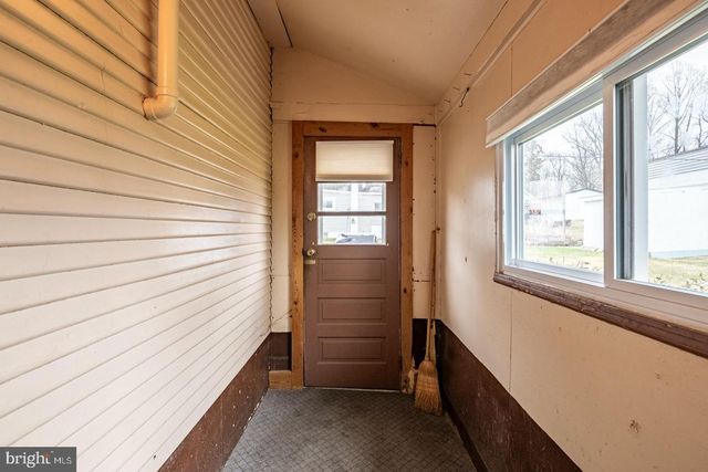 2554 HILL RD, Reading, PA 19606