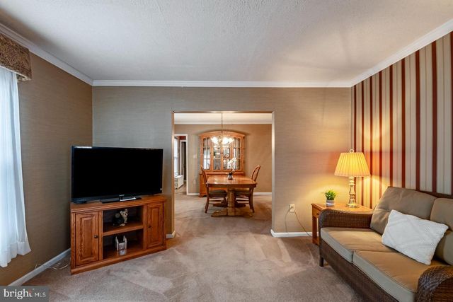 2554 HILL RD, Reading, PA 19606