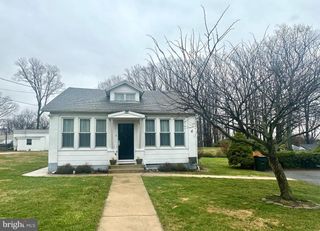 2554 HILL RD, Reading, PA 19606