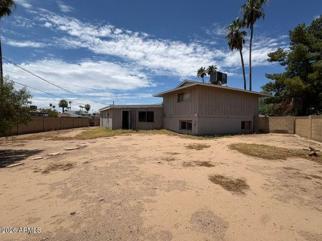 4137 W LUKE Avenue, Phoenix, AZ 85019