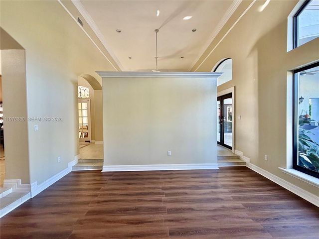 12391 SW 75th St, Miami, FL 33183