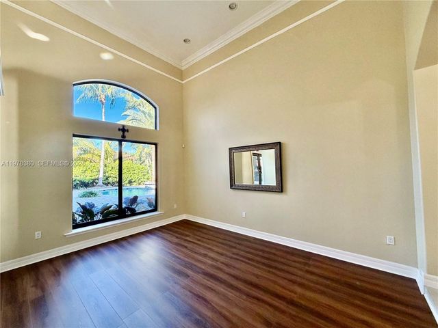 12391 SW 75th St, Miami, FL 33183