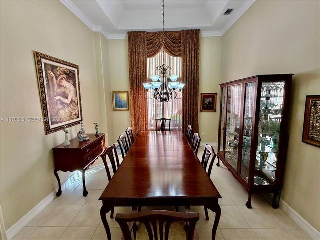 12391 SW 75th St, Miami, FL 33183