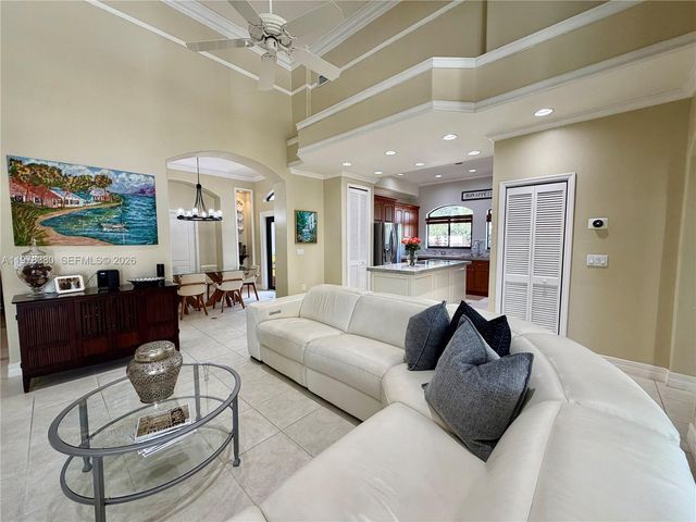 12391 SW 75th St, Miami, FL 33183