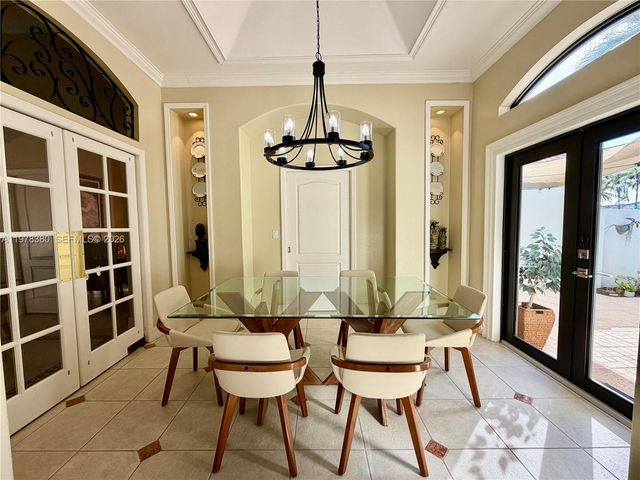 12391 SW 75th St, Miami, FL 33183